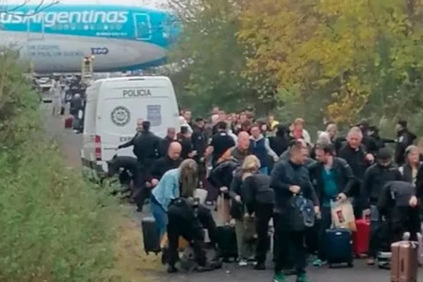 Ameaça de bomba em avião na Argentina