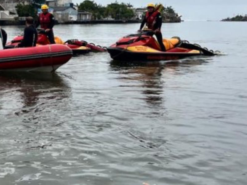 N&iacute;colas Nunes, de 16 anos, desapareceu na tarde de segunda-feira (15); buscas foram retomadas na manh&atilde; desta ter&ccedil;a-feira (16).