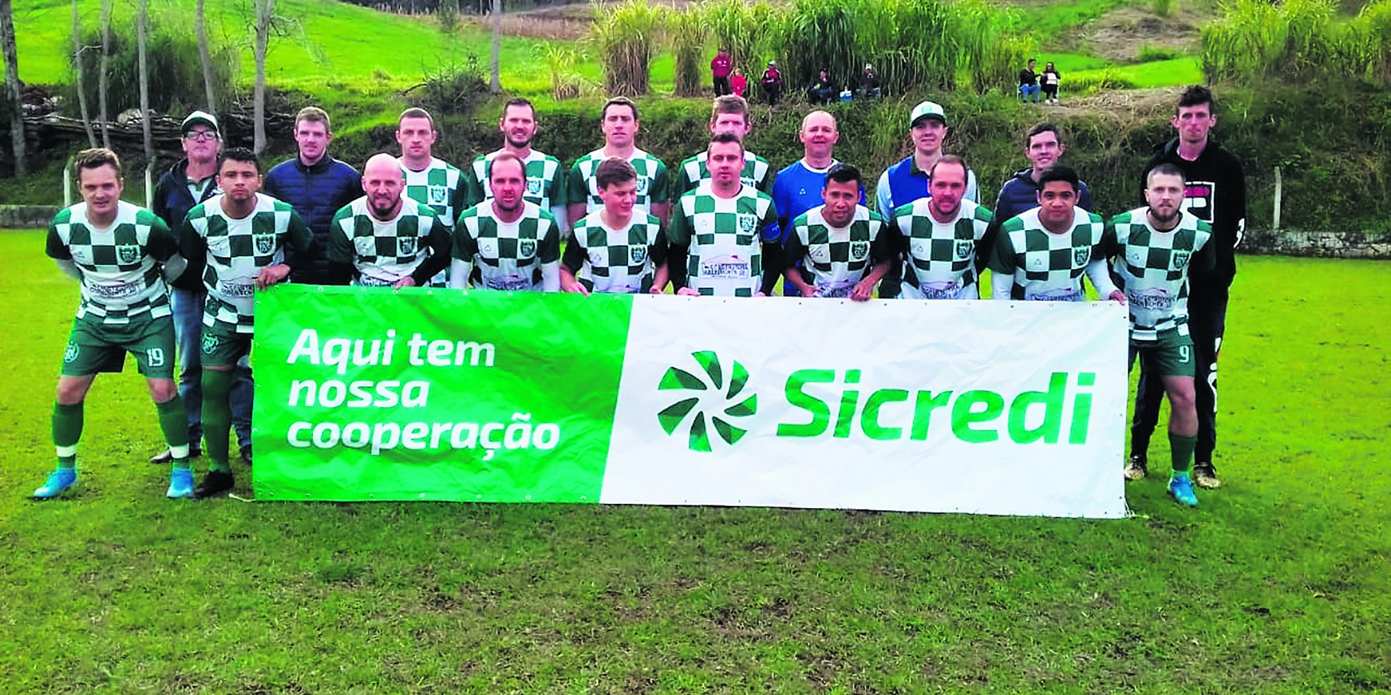 Domingo para conhecer os campeões no futebol de Roca Sales