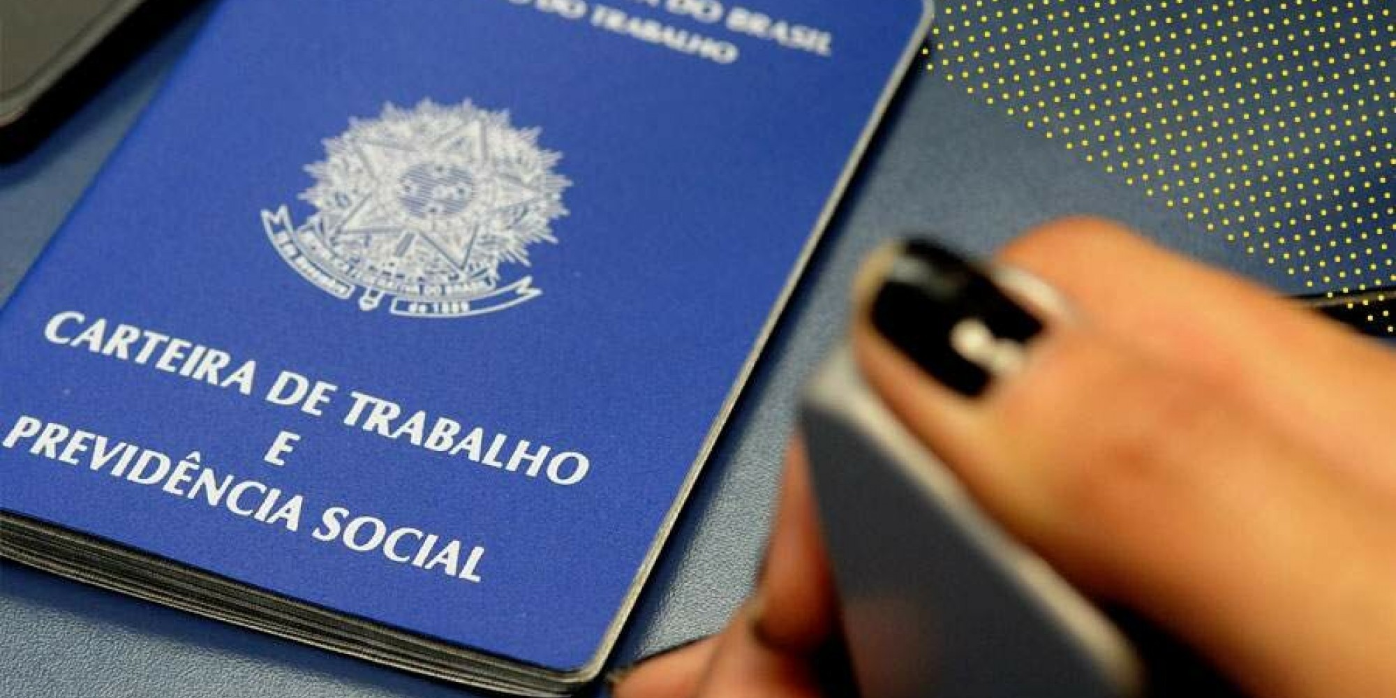 No acumulado de 2021, foi registrado saldo de 659.780 empregos No acumulado de 2021, foi registrado saldo de 659.780 empregos