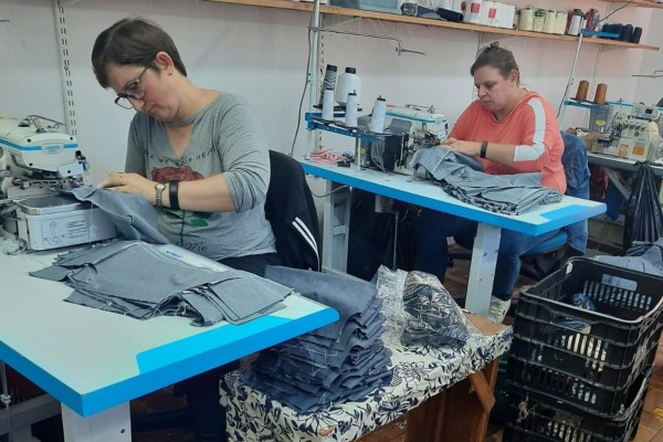 Vagas para capacitação gratuita de costura estão esgotadas em Encantado 