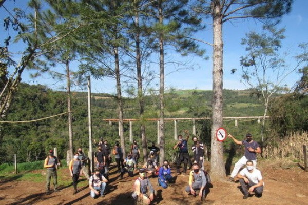 Grupo de 34 alunos participou do Curso de Competências Básicas de Condutores de Turismo de Aventura 
