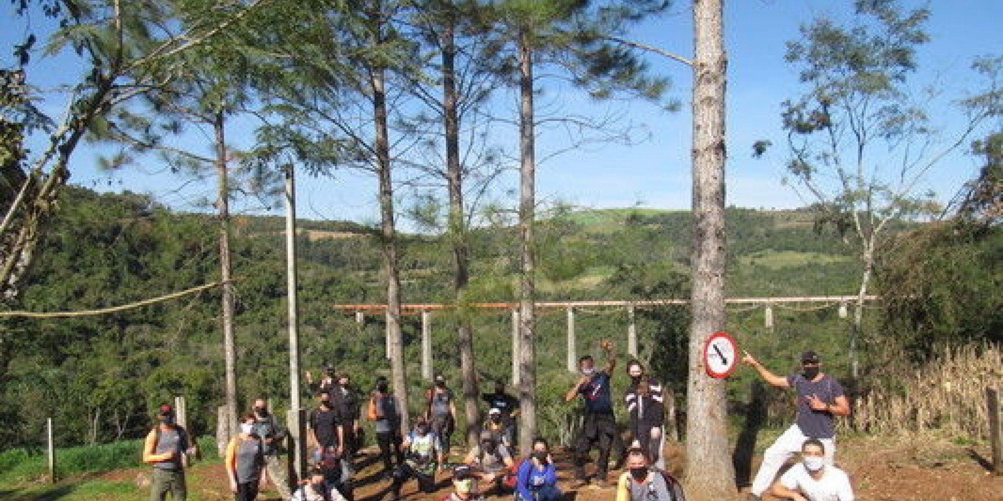 Grupo de 34 alunos participou do Curso de Competências Básicas de Condutores de Turismo de Aventura Grupo de 34 alunos participou do Curso de Competências Básicas de Condutores de Turismo de Aventura