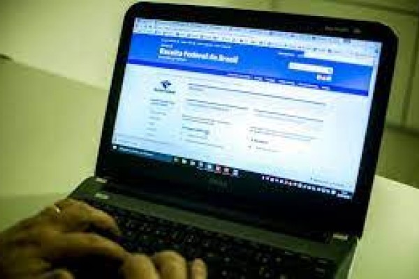 Declaração deve ser feita no site da Receita Federal 