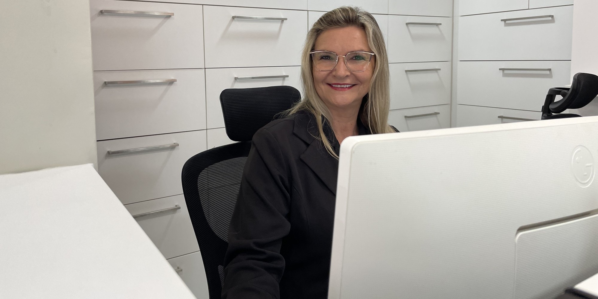 Há 30 anos, secretária