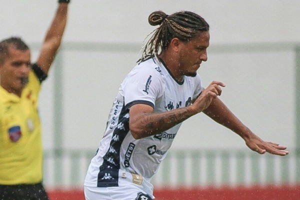 Gedoz vive boa fase no Remo 