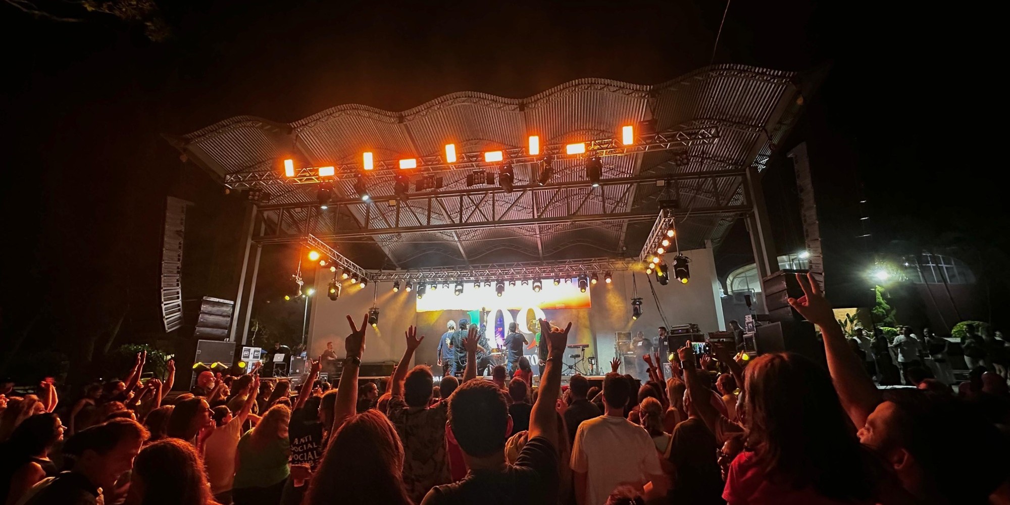 Comemoração teve shows da Orquestra Municipal de Encantado, Lucas Henrique e Guilherme, Tchê Guri e Papas da Língua. Comemoração teve shows da Orquestra Municipal de Encantado, Lucas Henrique e Guilherme, Tchê Guri e Papas da Língua.