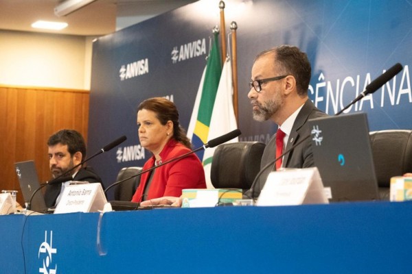  As decisões foram publicadas e comunicadas às duas instituições ainda neste domingo (17)