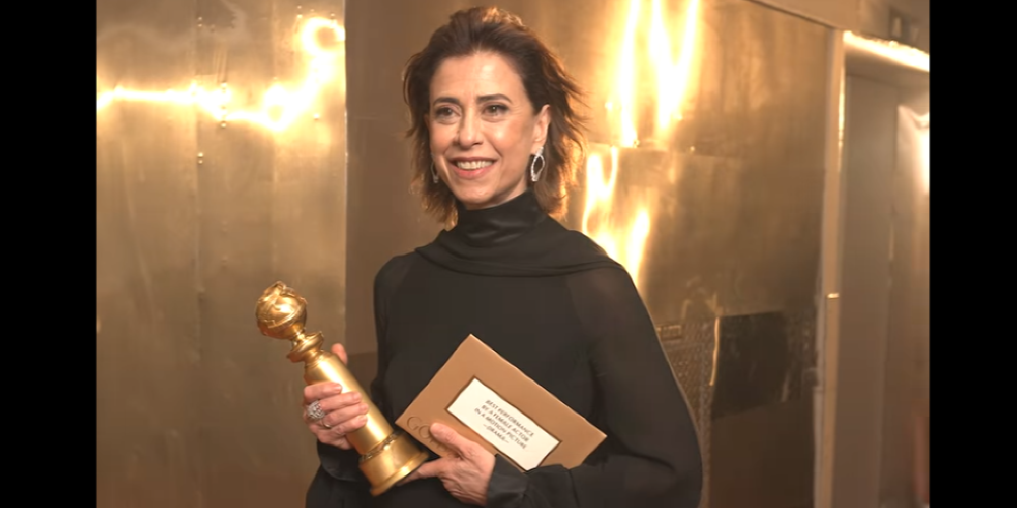 Premiada por Ainda Estou Aqui, celebrou a vitória inédita para o Brasil e lembrou que há 25 anos, sua mãe, Fernanda Montenegro, também foi indicada na mesma categoria com Central do Brasil, obra também dirigida por Walter Salles. Premiada por Ainda Estou Aqui, celebrou a vitória inédita para o Brasil e lembrou que há 25 anos, sua mãe, Fernanda Montenegro, também foi indicada na mesma categoria com Central do Brasil, obra também dirigida por Walter Salles.