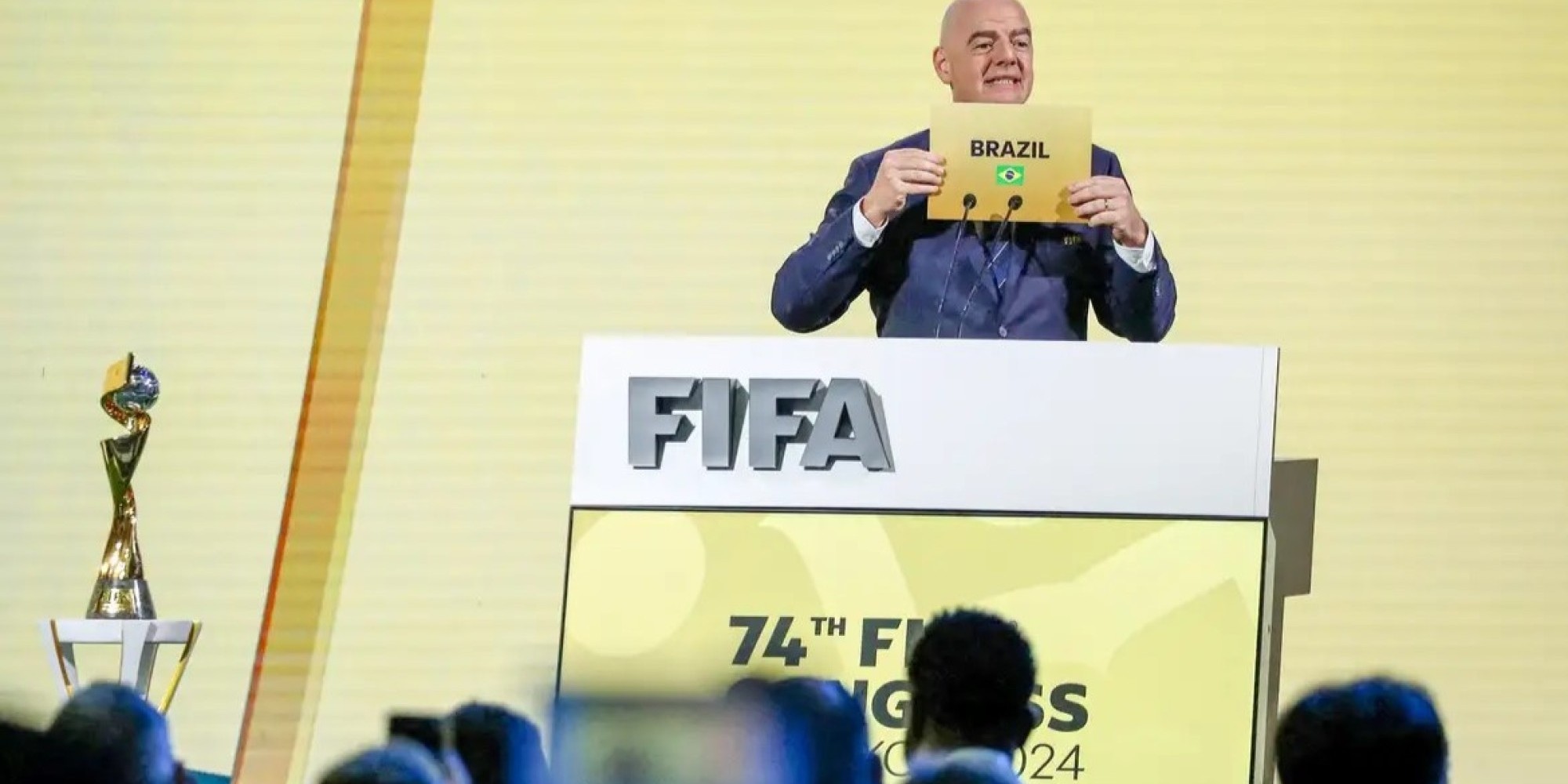 Eleição ocorreu na manhã desta sexta-feira (17), na Tailândia.