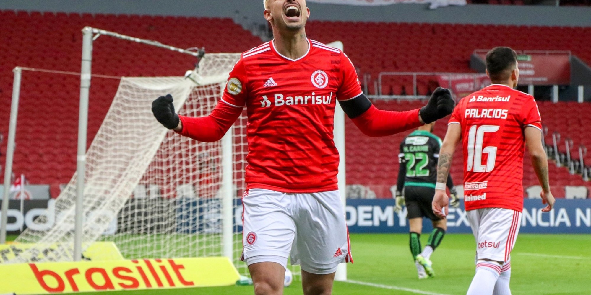 Galhardo quebrou jejum de 12 jogos sem marcar