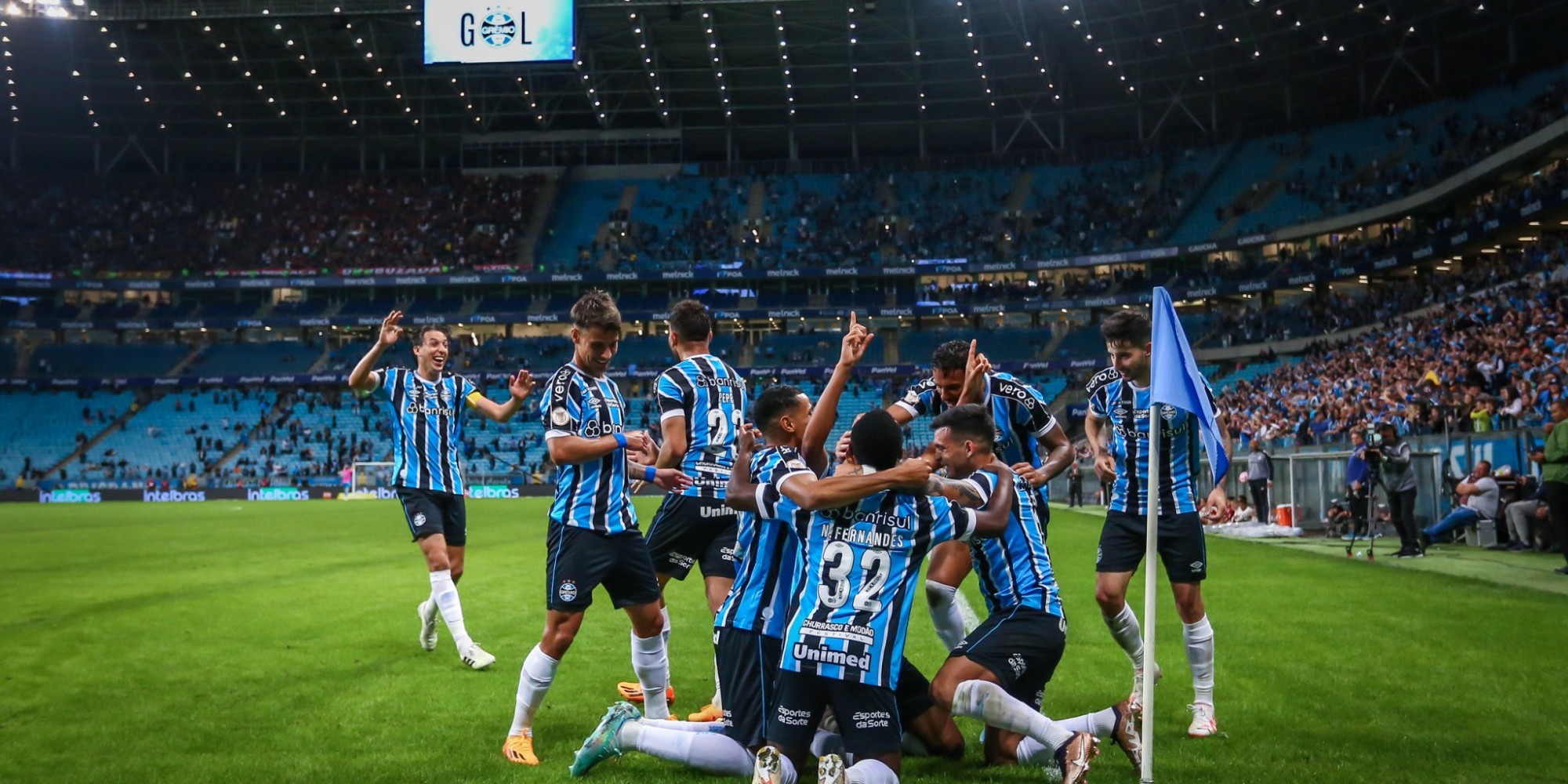 Os gols da vitória gremista foram marcados por Ferreira, Nathan Fernandes e André Henrique. Everton Cebolinha, fez valer a lei do ex, e Luiz Araújo marcaram para os visitnates. Os gols da vitória gremista foram marcados por Ferreira, Nathan Fernandes e André Henrique. Everton Cebolinha, fez valer a lei do ex, e Luiz Araújo marcaram para os visitnates.