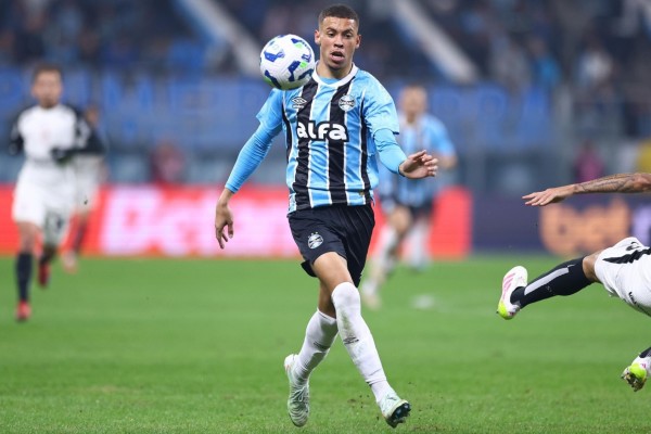 O Tricolor saiu à frente no placar com Braithwaite, mas os visitantes deixaram tudo igual com Breno Bidon. O próximo compromisso será pela Recopa Gaúcha em 8 de julho, contra o São José.