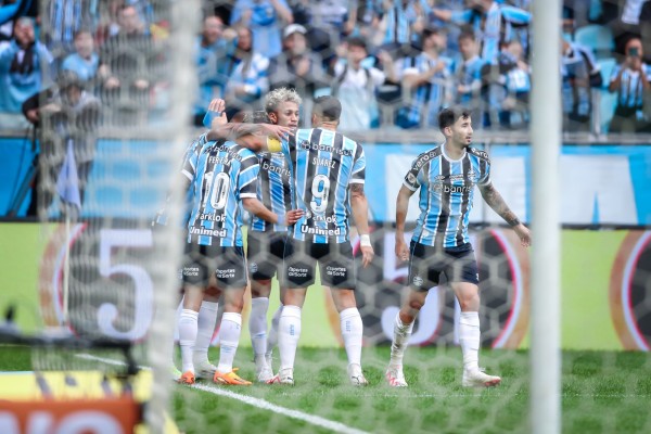 Em tarde de estreias, Tricolor Gaúcho vence com gols de Bitello e Ferreira.