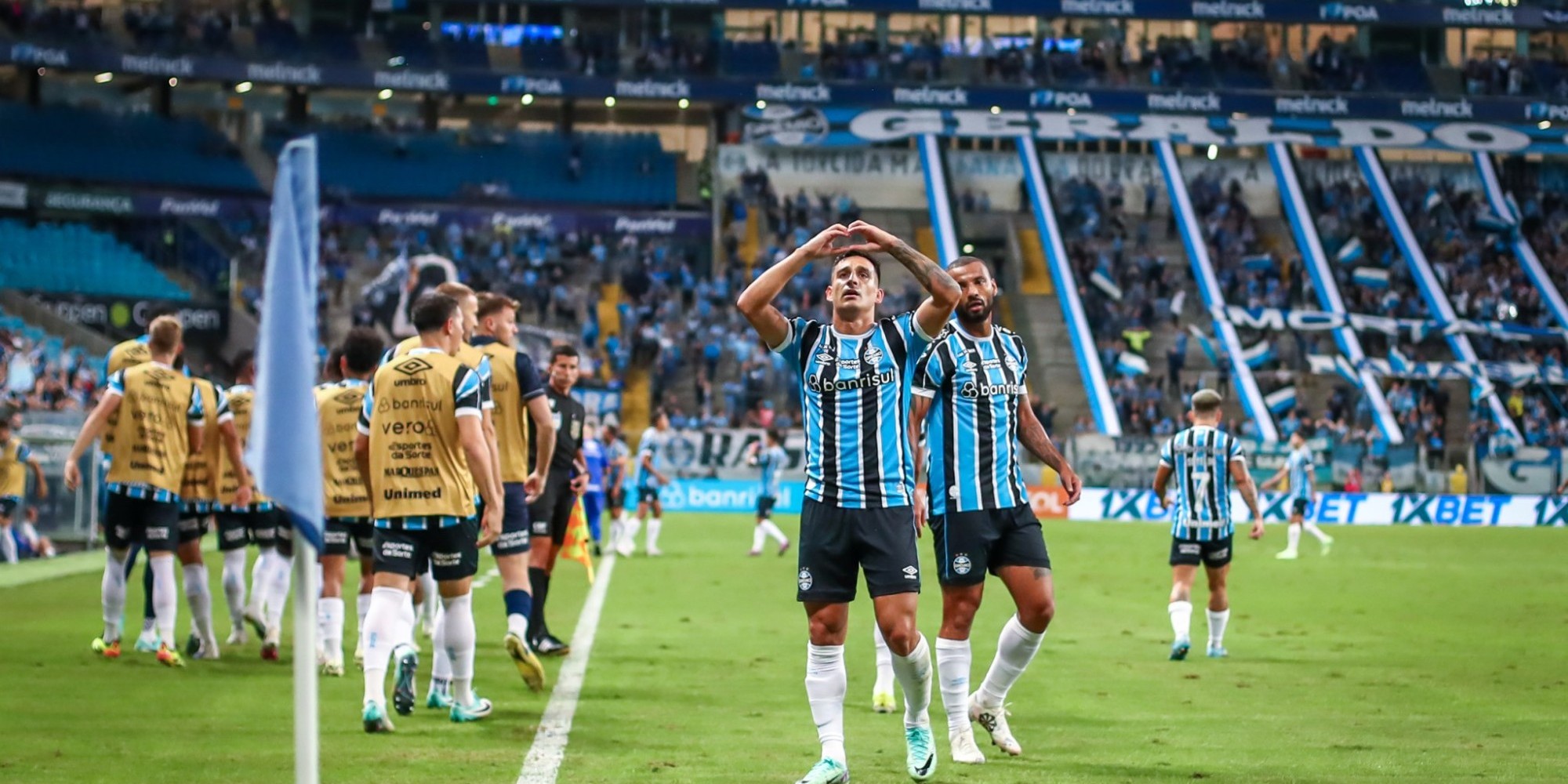 Cristaldo e Soteldo marcaram os gols da vitória nesta quarta-feira (17).
