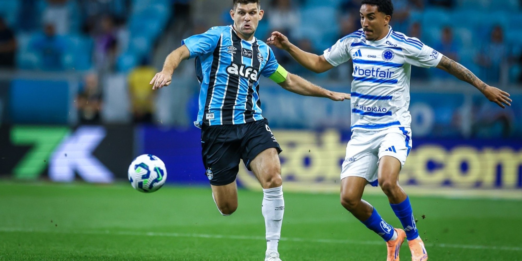 O Tricolor foi superado por 1 a 0 em Porto Alegre, na noite desta quarta-feira (5), e o técnico Mano Menezes lamentou a falta de maturidade da equipe.