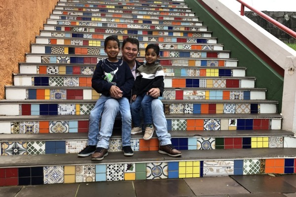 Amor de pai e filhos além dos laços sanguíneos 