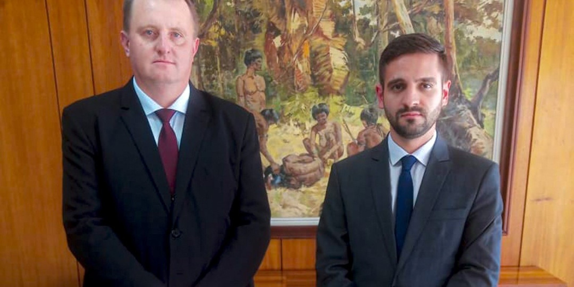 Secretário de Administração, Fazenda e Planejamento, Tiago Strieski, e prefeito, Mateus Trojan no Palácio do Planalto