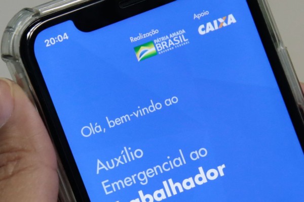 Beneficiários do Bolsa Família com final do NIS 2 receberá valor de R$ 300