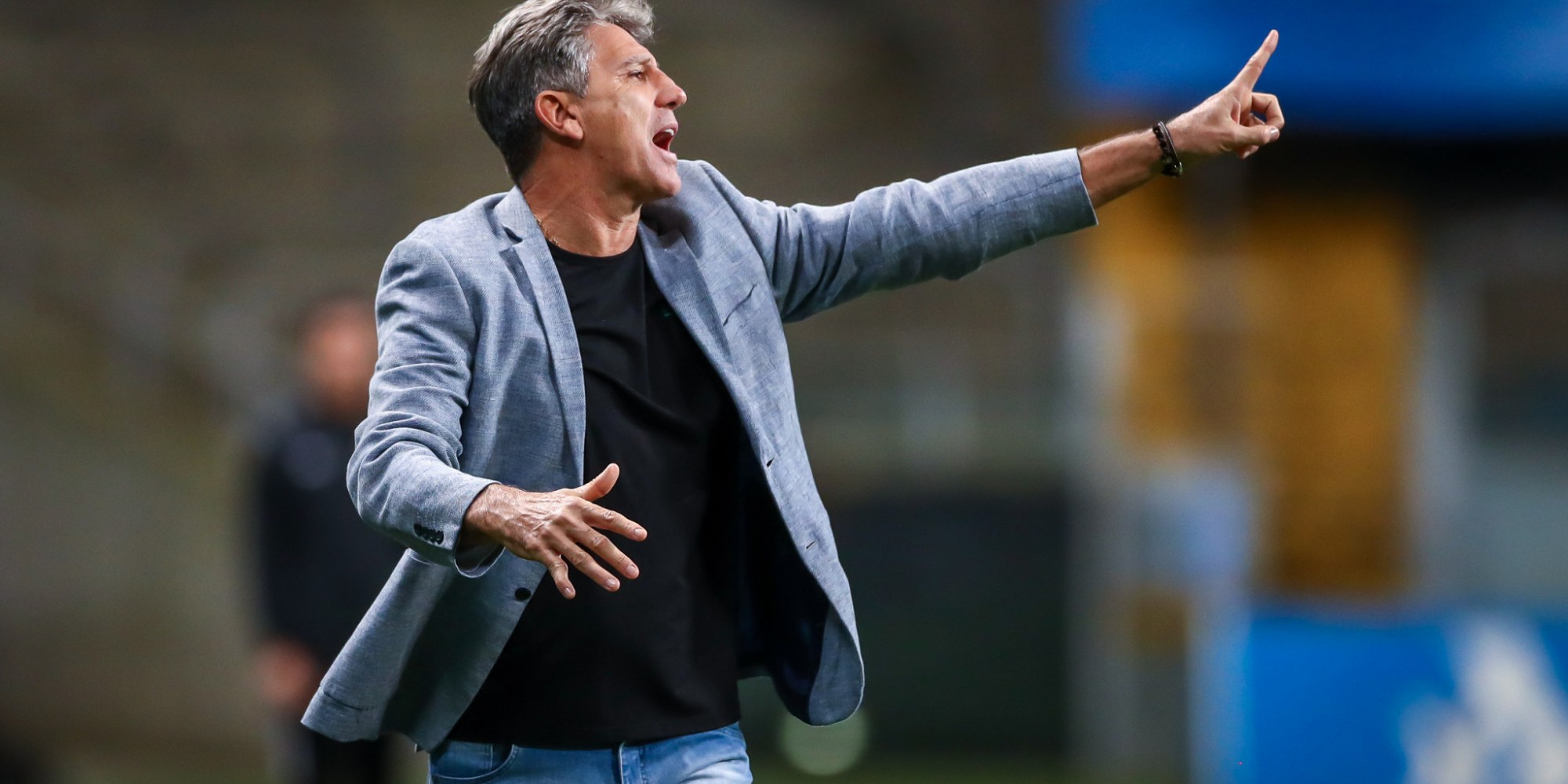 Renato está com 58 anos Renato está com 58 anos