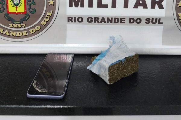 O indivíduo, de 27 anos, já possuía antecedentes criminais.