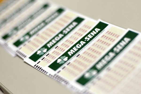 Mega Sena acumula em R$ 24 milhões