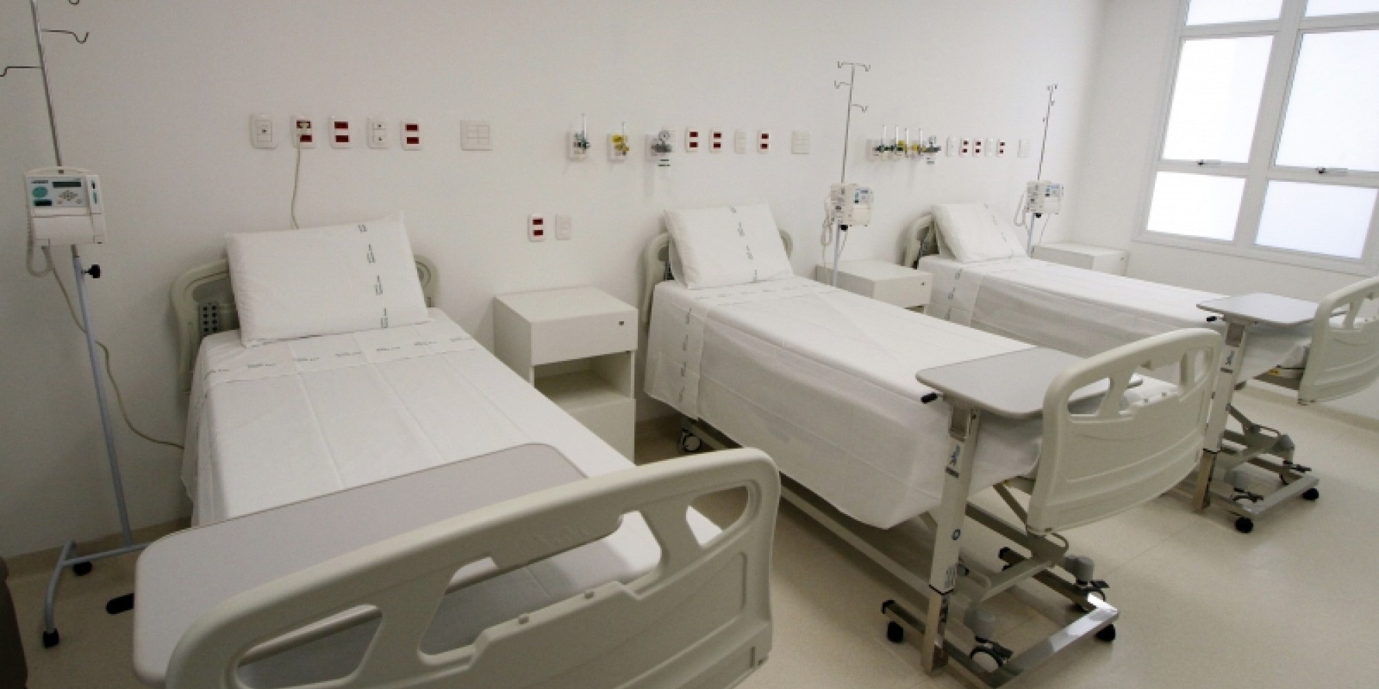 No mês de abril, a SES já pagou um total de R$ 75 milhões provenientes do Tesouro do Estado aos hospitais gaúchos e aos hospitais próprio