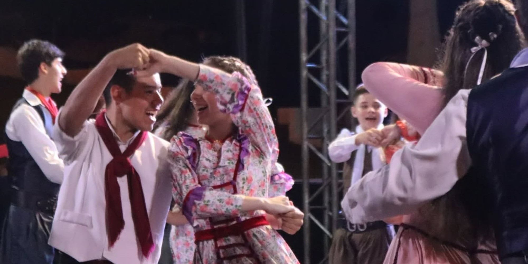 Festa ocorre de 12 a 21 de setembro na Praça Cristóvão Colombo e terá grandes shows, Desfile, Alvorada Festiva e um dos maiores acampamentos farroupilhas do Estado.