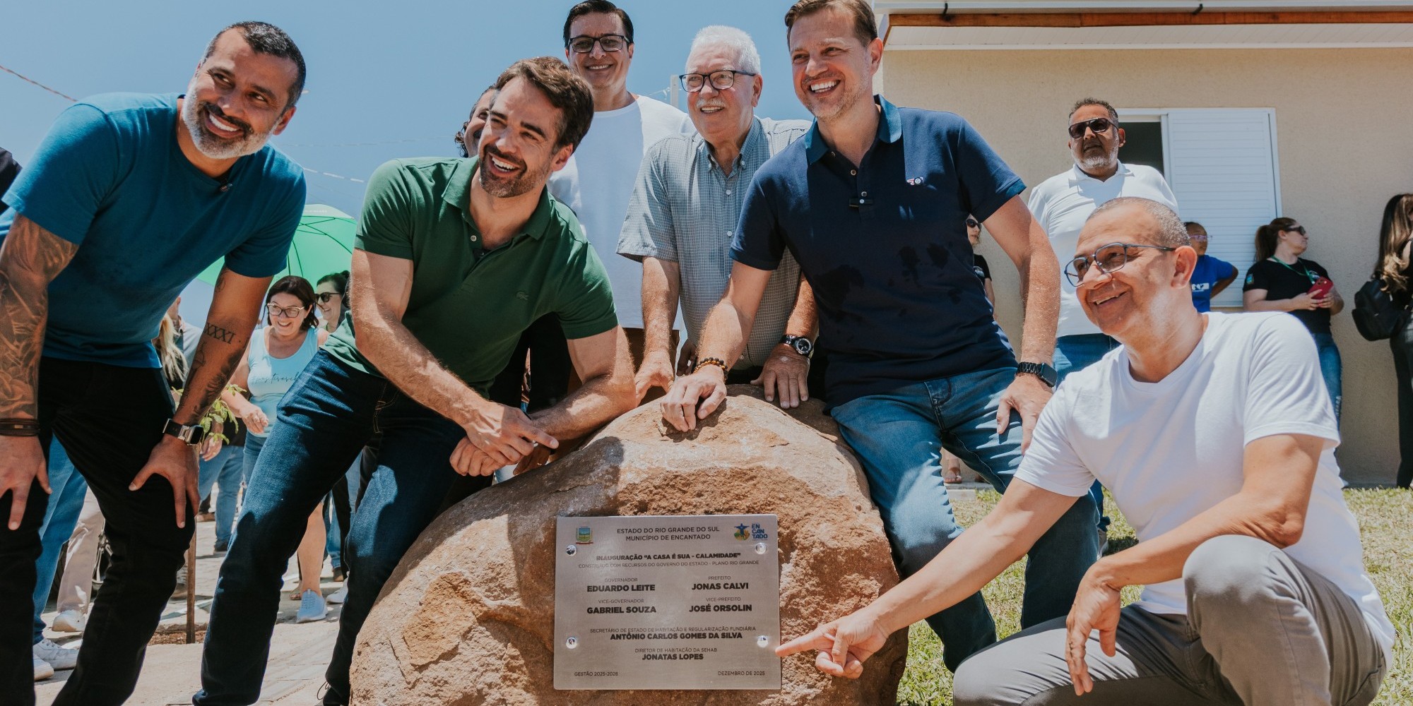 O ato ocorreu no Residencial dos Ip&ecirc;s, no bairro Lambari, e marcou a primeira entrega de casas definitivas no munic&iacute;pio pelo programa estadual ap&oacute;s as enchentes.