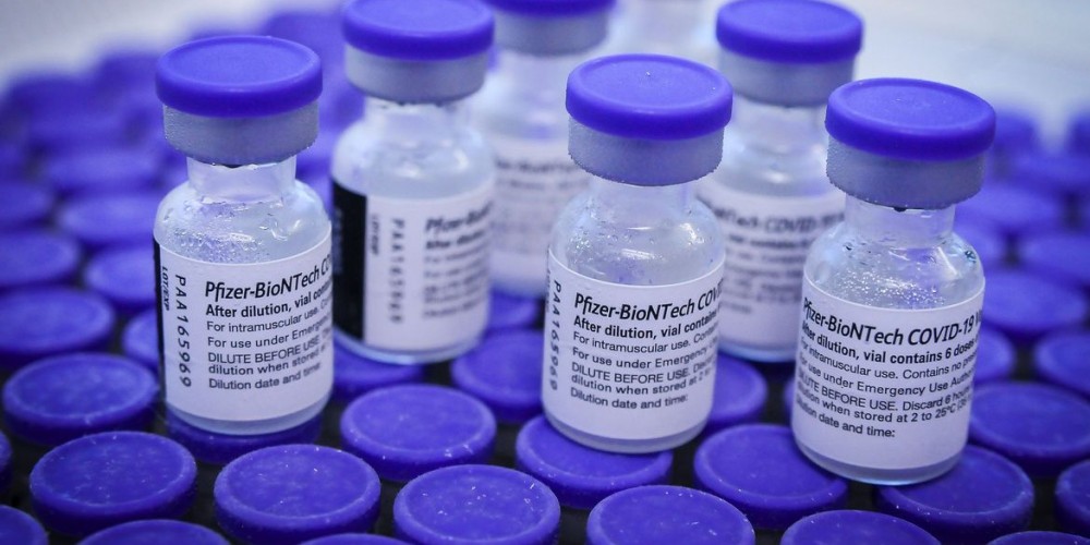 Brasil recebe hoje 1,12 milhão de doses de vacina da Pfizer contra o coronavírus
