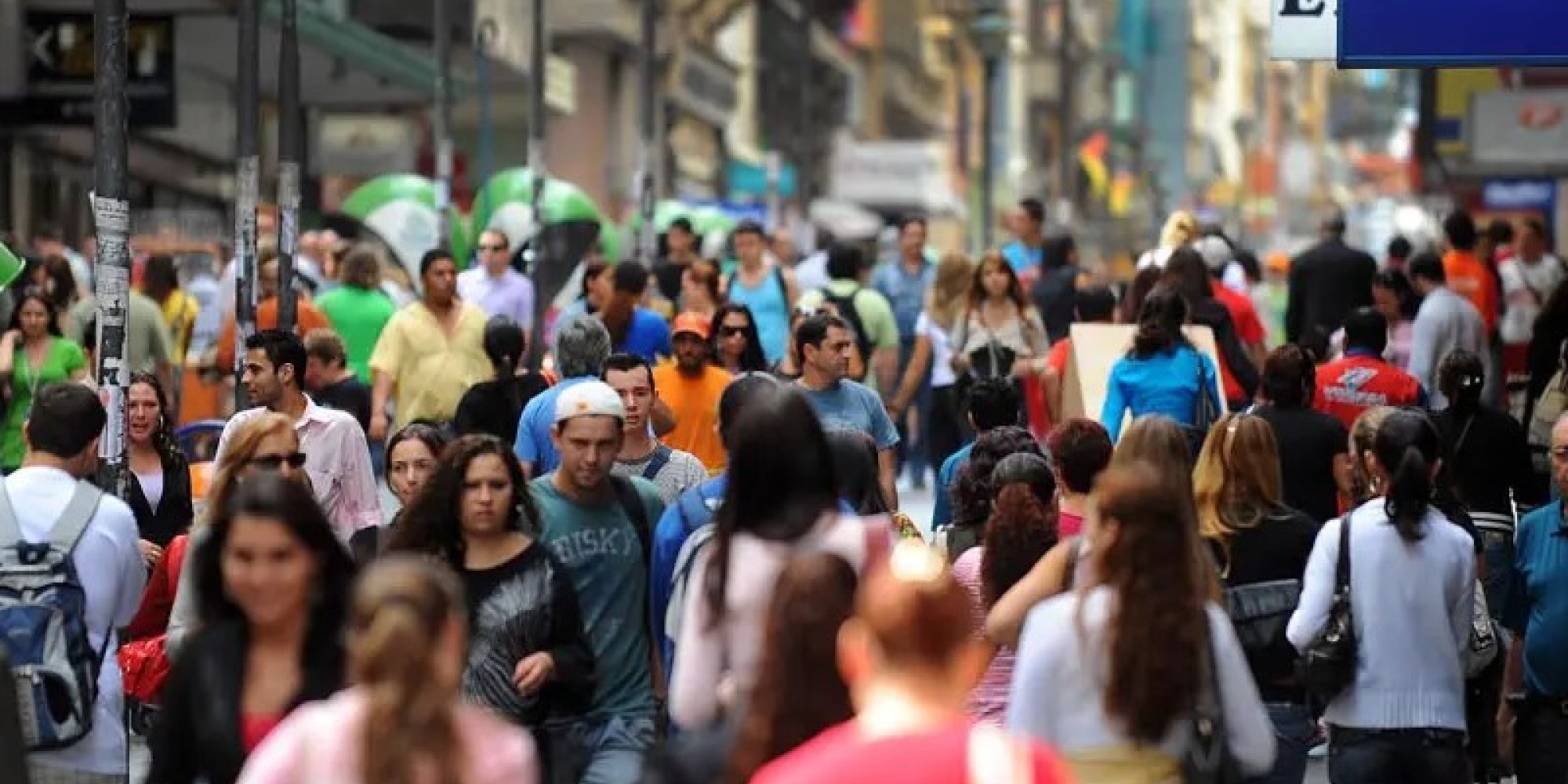 Brasil tem 203 milhões de habitantes, revela Censo 2022