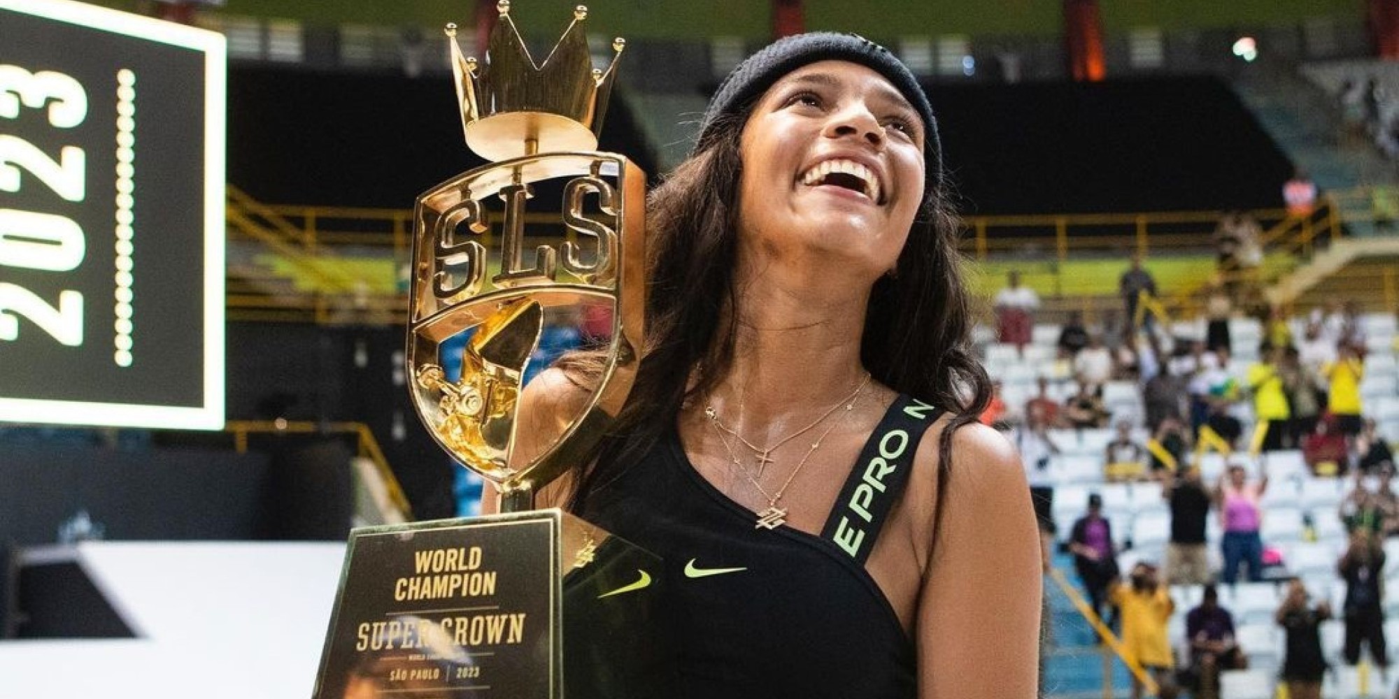 Rayssa Leal brilha e conquista título com maior nota da carreira 