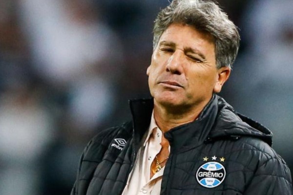Renato reprovou decisões da arbitragem 
