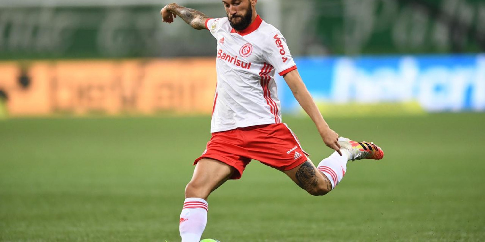 Boschilia sofreu lesão no ligamento do joelho Boschilia sofreu lesão no ligamento do joelho