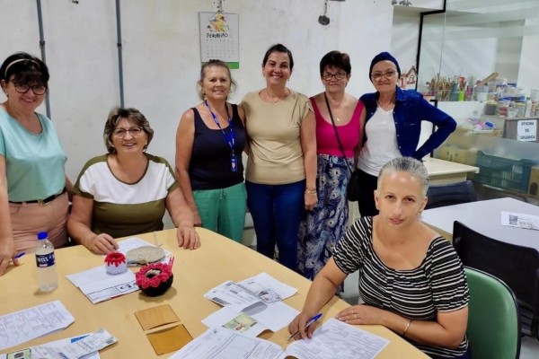Carteira de Artesão fortalece o artesanato em Roca Sales