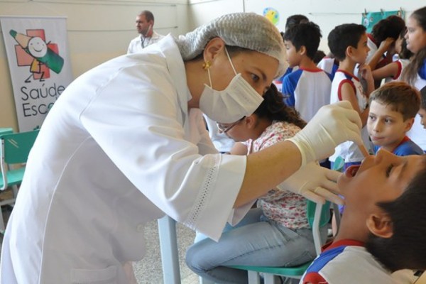 Com recorde de adesão, Ministério da Saúde retoma programa e repassa R$ 90 milhões aos municípios.