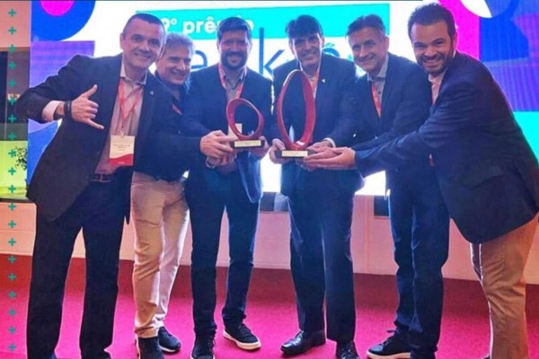 Sicoob conquista o título de “Banco do Ano 2023” da 19ª edição do Prêmio Banking Transformation 