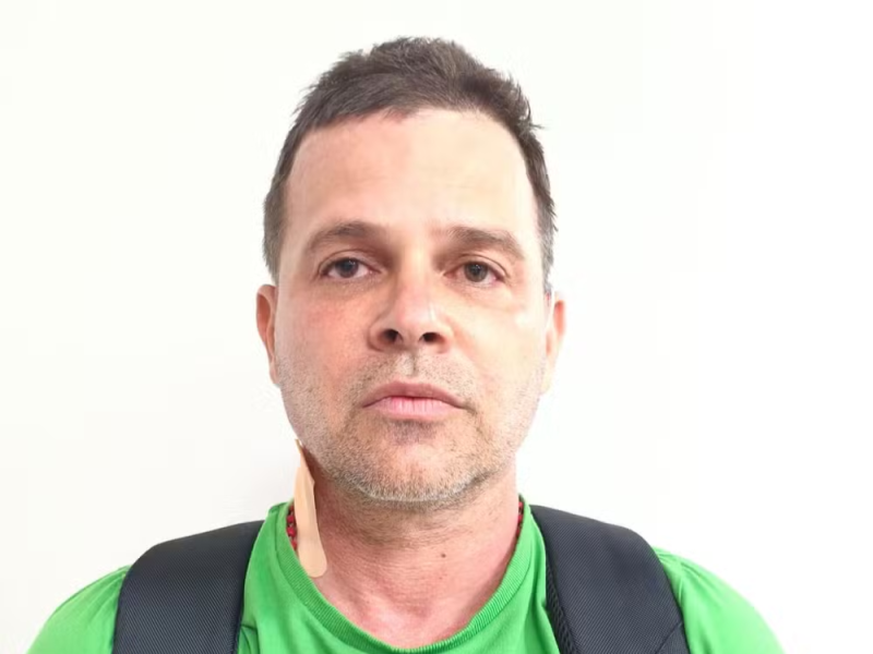 Condenado pelo STF a 24 anos e 6 meses de pris&atilde;o, ele foi detido no Aeroporto de Assun&ccedil;&atilde;o ao tentar viajar para El Salvador.