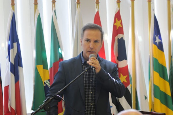 Reunião virtual foi coordenada pelo presidente da comissão, deputado Luís Augusto Lara
