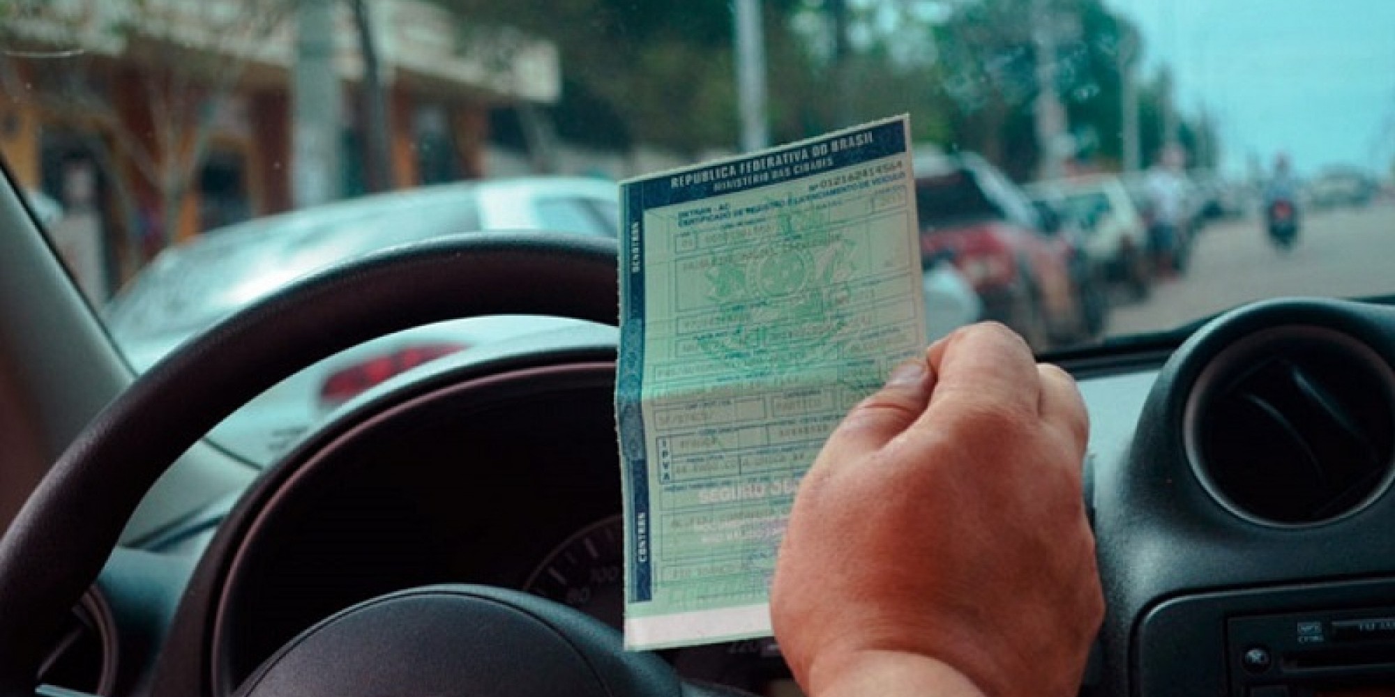 Além dos descontos pela antecipação, os proprietários que optarem pelo parcelamento também podem obter os descontos de Bom Motorista e Bom Cidadão Além dos descontos pela antecipação, os proprietários que optarem pelo parcelamento também podem obter os descontos de Bom Motorista e Bom Cidadão